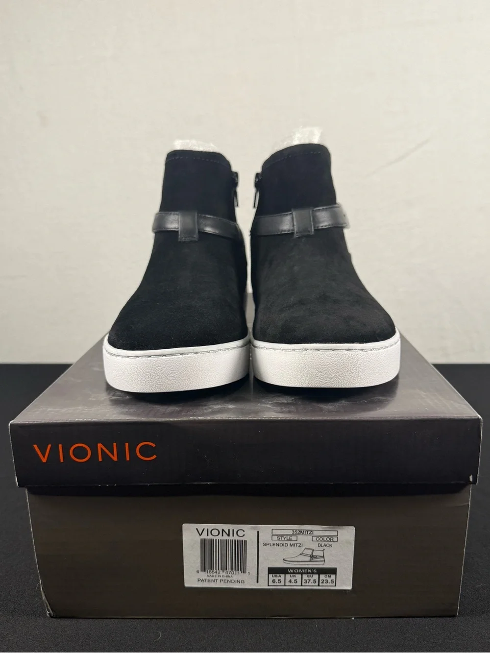 Vionic - Mitzi Black Suede Ankle Bootie W/ Side Zipper White Soles NIB Size 6.5